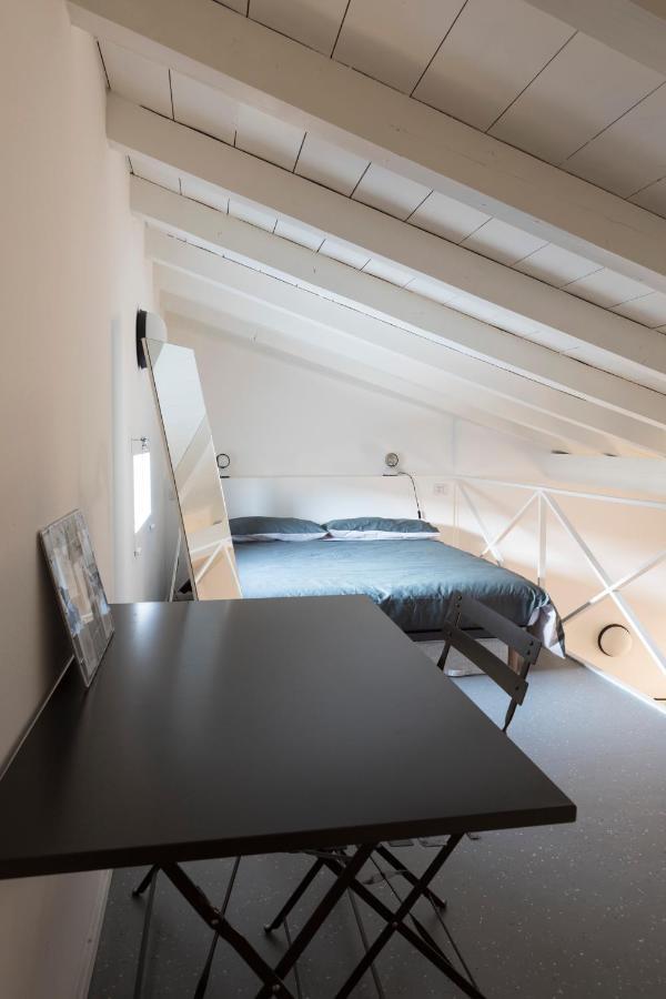 Xenia Apartments - Moderno Appartamento In Fondazione Prada Мілан Екстер'єр фото